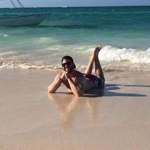 Meet your Posher, Jason